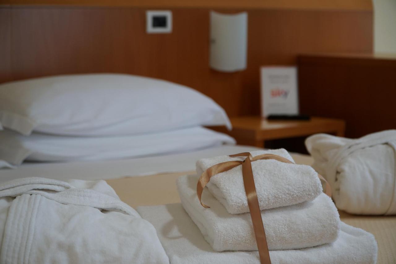Tursport Aparthotel Ταράντο Εξωτερικό φωτογραφία