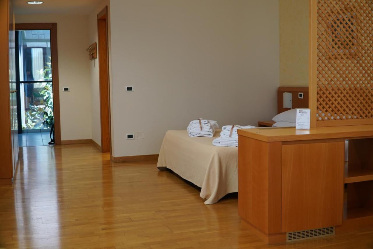 Tursport Aparthotel Ταράντο Εξωτερικό φωτογραφία