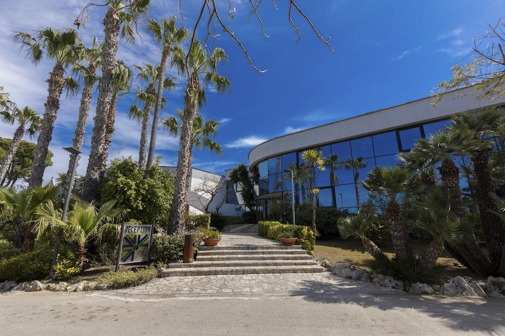 Tursport Aparthotel Ταράντο Εξωτερικό φωτογραφία