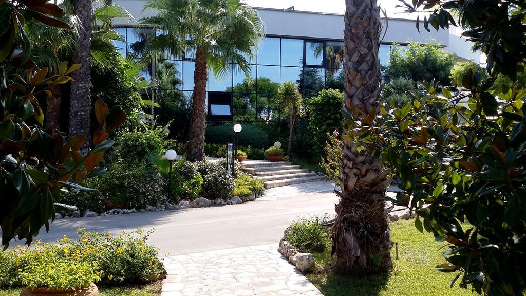 Tursport Aparthotel Ταράντο Εξωτερικό φωτογραφία